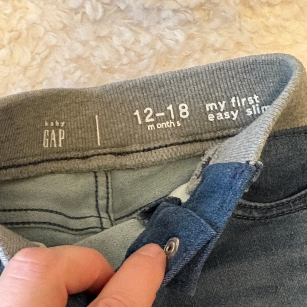 Gap Baby Joggers and Jean Set of 3 Pants 12-18M - Picture 5 of 11